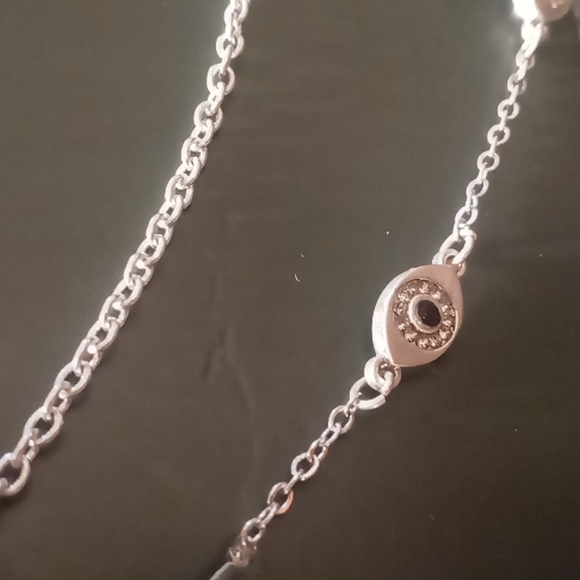 Wild fable layered three necklaces stacked 14, 16, 18 inches long - Picture 4 of 6